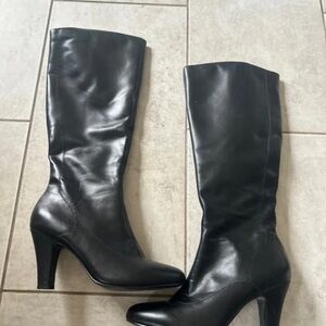 Next Elegant Black Leather Heeled Boots